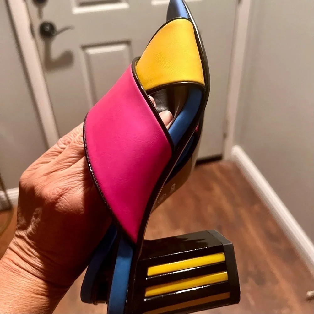 EXÉ color block leather slip on heels. Size 36 - Picture 5 of 8